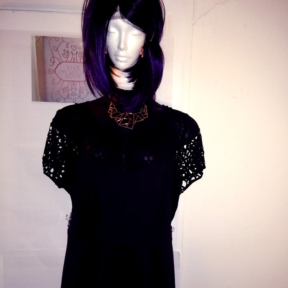 Geometric Cut-out Short Sleeve Black Dress